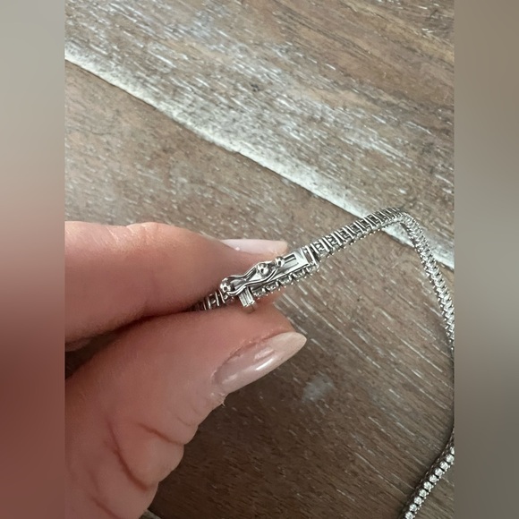 14kt White Gold Diamond Tennis Necklace 3.3ct - Picture 7 of 16